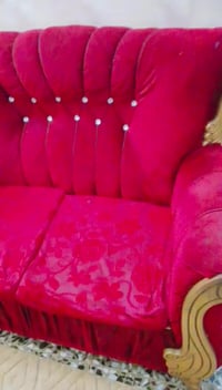 تخم 9 مقاعد • كرسي اضافي • نضيف