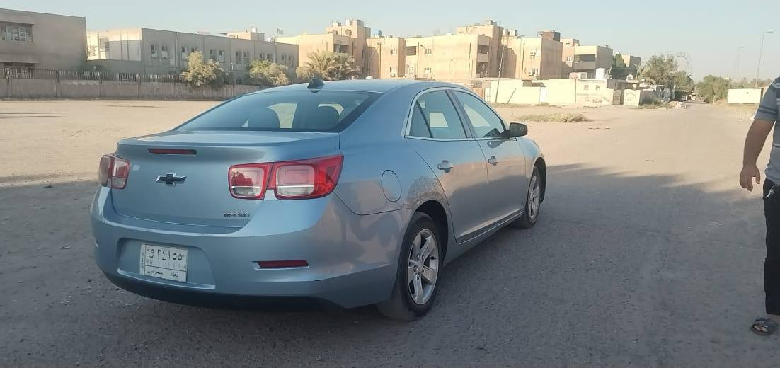 السلام عليكم
ماليبو 2013 محرك2500 ماشية 80 ميل
كير محرك خير من الله
تبريد خير من الله
اشاير ب المري 
هندبريك كهرباء 
سيارة بدون صبغ بيهة مكانين طخات معدلهن ومصابغهن  بيهة ملاحضات بكلايت مكسور خلفي السعر 90 عليها غرامة 400 الف تنزل من سعرهة مكاني الزعفرانية***********
