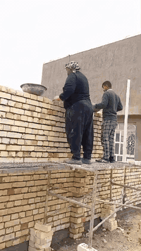 السلام عليكم بنه درجه اولى اعكاده  ترميم تفليش كاشي سيراميك درجه اولى متفرغ حالين ***********
