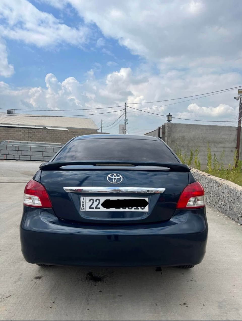 تۆیۆتا یارس 2007  مەکینە گەورە  گێر و مەکینەی بە شەرت 
یەک دەست بووە   هەر لای خۆم  بووە
بۆ جوانی سبوغ عامم کردووە زۆر پاک و خاوێنە یەک دینار مسروفی نیە ناوەو دەرێی کامل نوێ کراوەتەوە و زۆر خاوێنە بێ تەقە و رەقەیە  
لایت و بەگ لایت تازە گۆراوە وە تاقم تایەکی نوێی لەسەرە و هەزە و سەنەوی نوێیە
385,000حقیقی رۆیشتووە ***********
78$ أربيل, العراق
