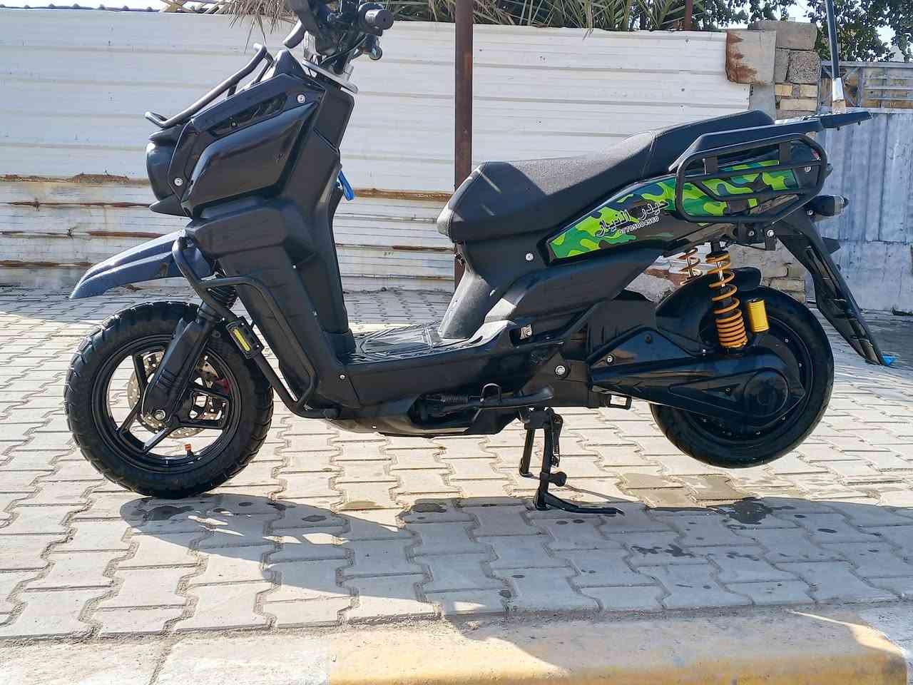 #متاح
درجة شحن اباتشي اخت الجديده 
بطاريات مسطر 6 فولل
كاملة من كلشي 
سرعه 100
سعر نهائي 800
شارع مقابيل الرياضي شارع الصديق قرب مدرسه الخطاب 
الهاتف ***********
