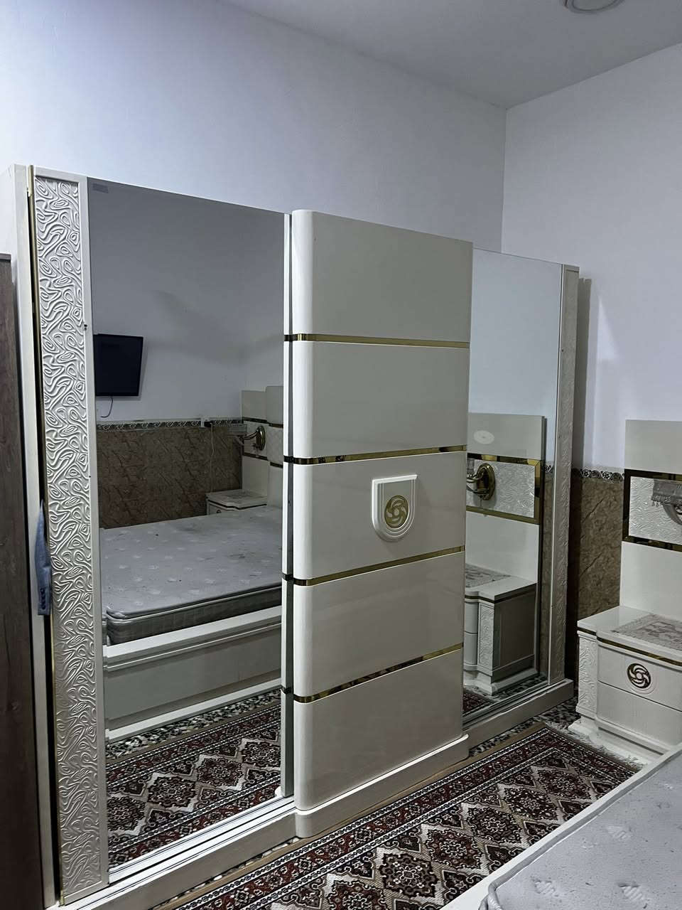 غرفه مستعمل اخت الجديده للبيع المكان بغداد الزعفرانيه 
السعر مليون وربع و بي مجال للطيبين


**إذا كنت صاحب هذا الإعلان وتريد حذفه لأي سبب، رجاءا أرسل رسالة إلى الدعم الفني**