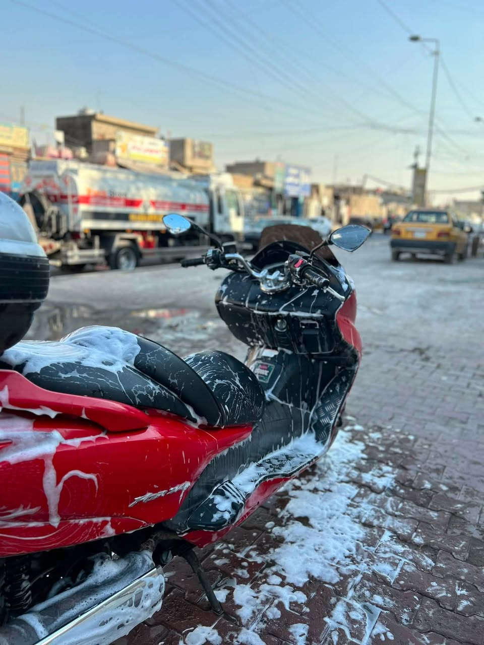 فورزا 08 الدارجة ليرة شلعه ومعدل كفاله عامه الدواجة شوفت العين عمية بلاد منضومه زنون تعمي جنطه اصلية دراجة تخبل عوزلها فيت بم فقط لين جاي يئخر تشغيل ومرات نص نكره مكان مدينه الصدر السعر المطلوب (950) هاتف
***********
