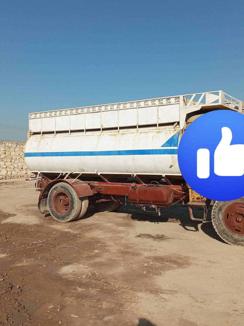 تانكي ابو ردين للبيع مكان النجف السعر مليون وبي مجال تانك نظيف***********
