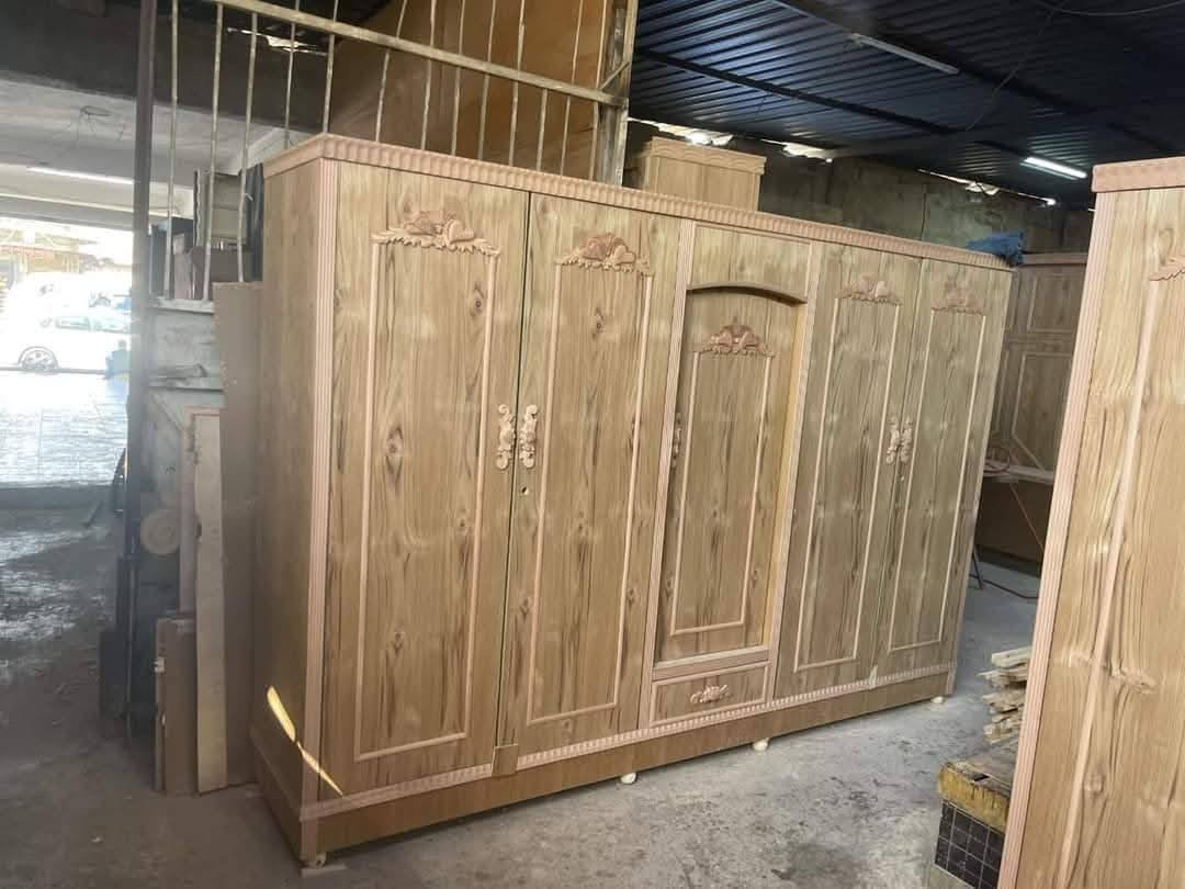 قناصير للبيع خشب صاج ثقيل اسعار ثابته جديد مامستخدم موصل جانب الايمن


**إذا كنت صاحب هذا الإعلان وتريد حذفه لأي سبب، رجاءا أرسل رسالة إلى الدعم الفني**