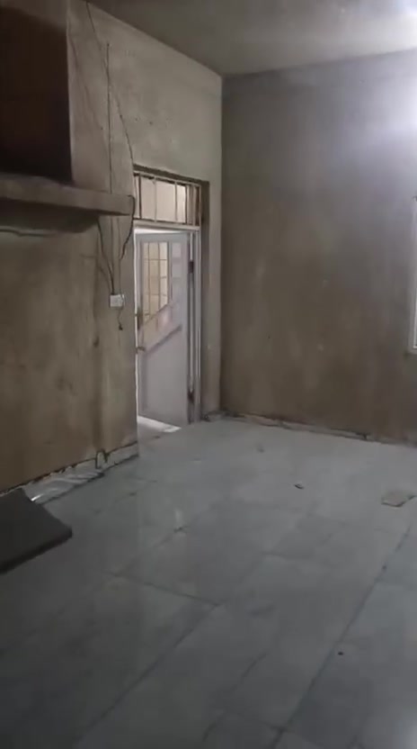 شقه للايجار بالقبله بحي المهندسين بسوق العكيلي طابق اول غرفتين نوم وهول ومطبخ وصحيات اجارها ب550 اي استفسار على هذا الرقم ***********
