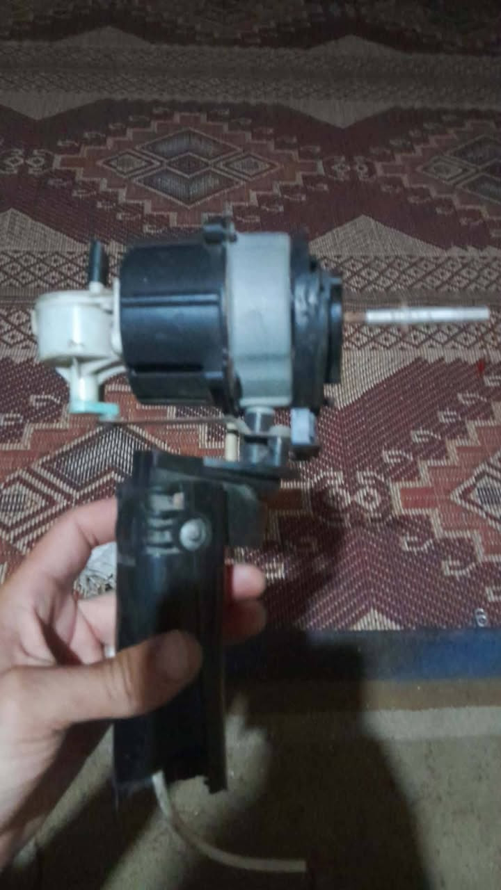 للبيع راس مع ماتور هواية شغال مية المية جرب قبل م تاخد ٧٠ ش الواحد


**إذا كنت صاحب هذا الإعلان وتريد حذفه لأي سبب، رجاءا أرسل رسالة إلى الدعم الفني**