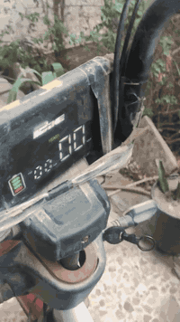 السلام عليكم
دراجه شحن للبيع مستخدمه فقط شهرين 

.
بيه6 بطاريات مسطرة 

. سرعتها 40كم.

. للاستفسار؟!
راسلني على هذا الرقم ***********
مكاني بغداد الشعب نهايه حي اور
