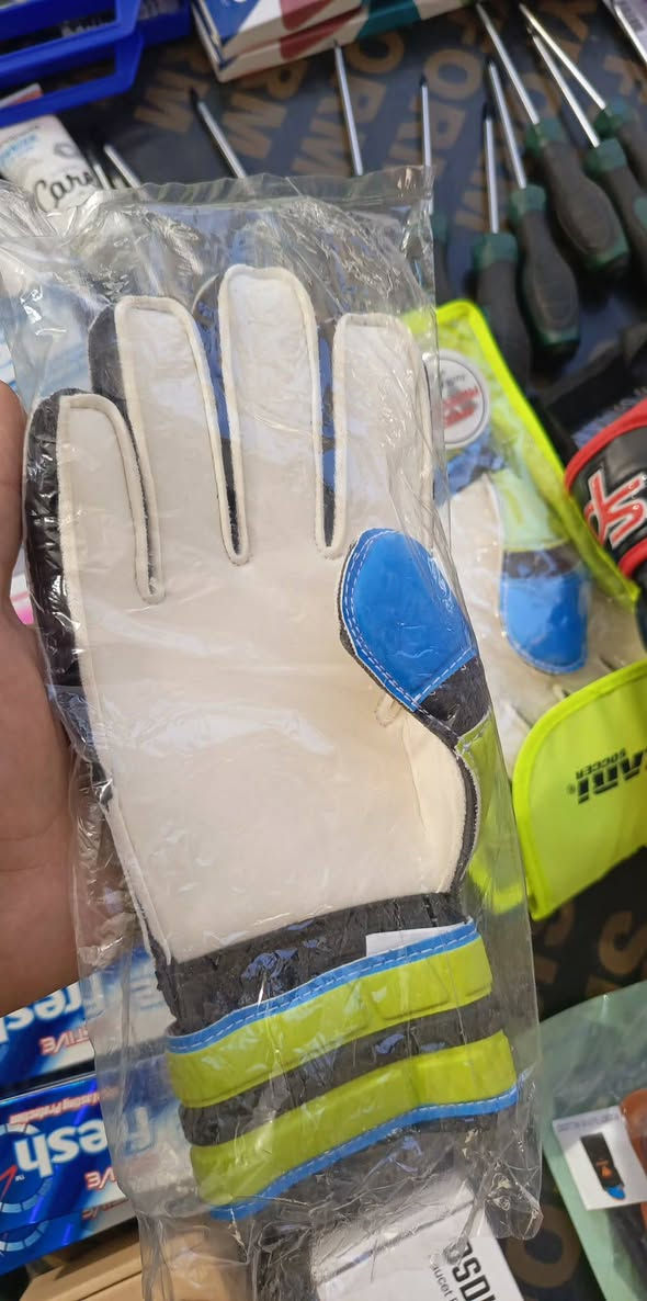 ياالله... يارزاق
جفوف رياضيه من ماركه Vizari Avio FRF 

أول تم ١٠ وبالعافيه 

متوفر توصيل جميع محافظات العراق


**إذا كنت صاحب هذا الإعلان وتريد حذفه لأي سبب، رجاءا أرسل رسالة إلى الدعم الفني**