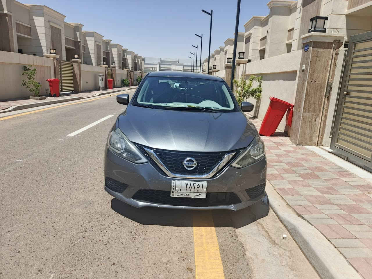 السلام عليكم نيسان سنترا ٢٠١٩ وارد امريكي ضرره جهة السايق بابين امامي وخلفي كير ومحرك مكفولات سيارة باسمي تحويل مباشر سيارة نظيفة واي نواقص مابيه السعر ٧٨ ورقه وبيه مجال بسيط جدا للتواصل *********** للجادين فقط الصور مرفقة المكان الانبار
