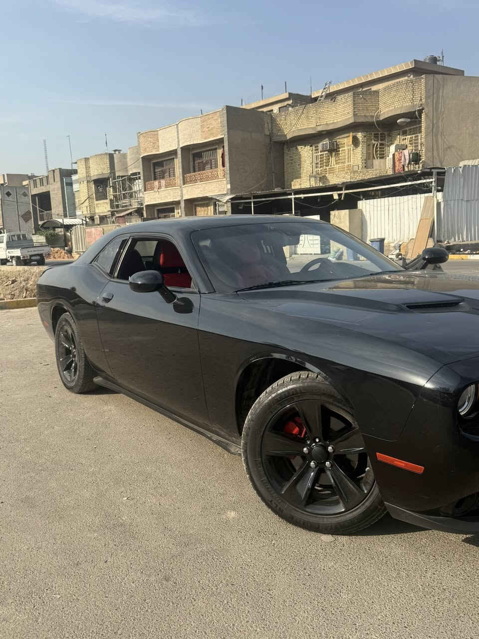 جالنجر 2023 SXT اسود
مكينة 6 سلندر 3.6

رقم السيارة اربيل تحويل ثاني يوم 

حادث خلفي بدون ايرباك 

كير مكينة مكفول كفالة 

السيارة جديدة كلش 

ماشية 50 الف 
 
السعر. 190$

العنوان بغداد 
***********
      ***********
