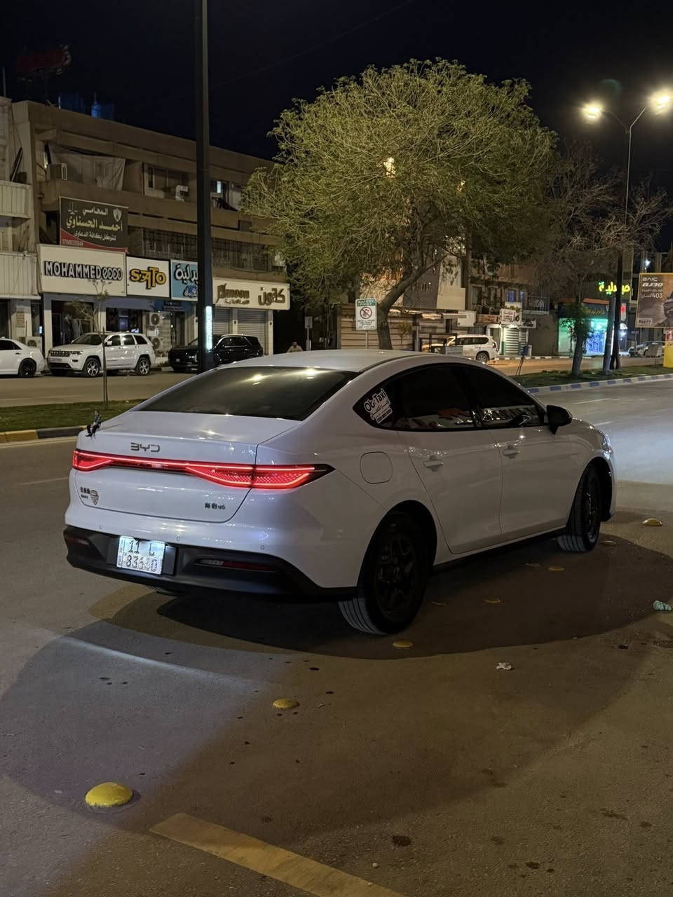 السلام عليكم
BYD سيل 05

للبيع او مراوس بكن بلاص 

معروفه مواصفاته 

كفاله عامه بس جامة البك لايت مكسوره وشغال مابي شي 
ماشيه 18500
رقم بغداد باسمي 

*********** ما متواجد عل نت
