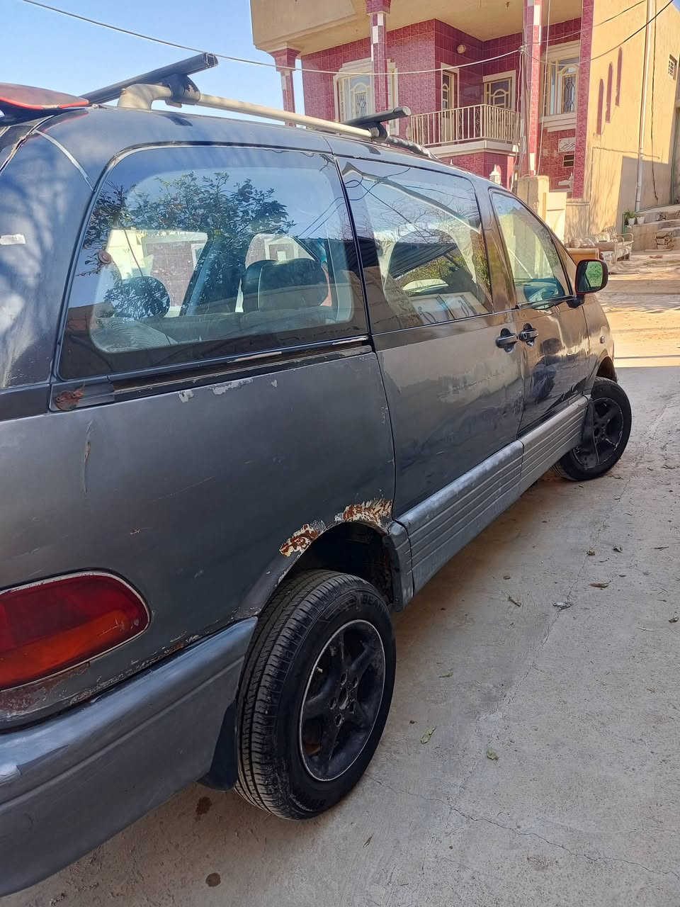 السلام عليكم تحية طيبة الى اعضاء الكروب المحترمين للبيع بريفيا 7 راكب تيوتا رقم واسط  إنكليزي باسمي سنوية نافذة من شهر 11 سيارة بلاد مو تحوير كير مكينه لا صرف ولا بخار شرط التحويل السعر 35 وبيه مجال *********** او*********** اتصال فقط غير متواجد
