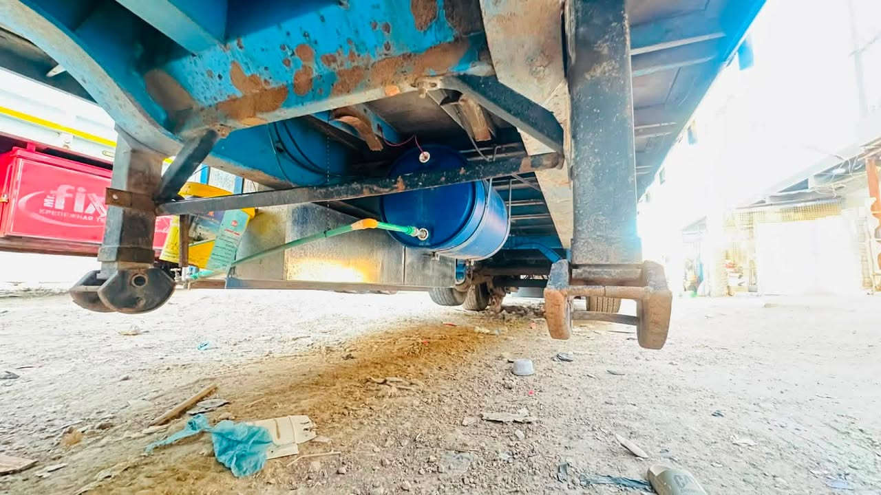عربانه اوربيه مسرح البيع
المكان بغداد ***********
