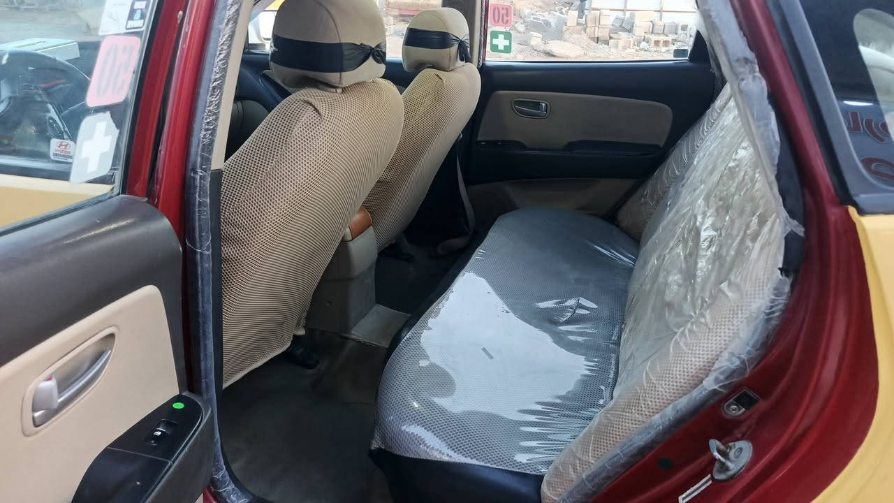 النترا ٢٠٠٩ وارد امريكي  السياره مكينه ٢٠٠٠مرغوب  جديدة كيرحلو  تبريد ثلج ضربه  ليبل واحد تخم تاير جديد دوشمه بسمي مصفر من كلشي السياره حلوه ونضيفه مال شغل السعر ٩٥ وبيها مجال هاذا رقمي ***********
