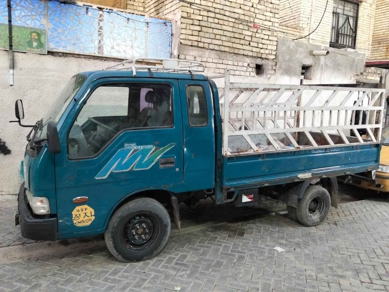 السلام عليكم كيا موديل 98 رقم بغداد محرك مسكر قماره قلاب السعر 35
***********
