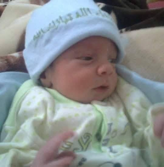 خوان اخواتي ساعدونا طفل صغير حليب *********** هذا رقم ماعنده انطي ماي وشكر كاعده ايجار ابو البيت راح  أعتبر طفل إبنك بدون حليب لابني حته اكل ماعدنا ومحتاجه وكفتكم زوجي معوق عنده عوق ولادي وتلف بالعصب مايكدر يشتغل جانت عنده بسطيه والبلديه أخذتها اللي يكدر يساعد خلي يجي يشوف وضعنا بنفسه اللي مايكدر يساعد لايطب خاص لومامحتاجين مانزل منشور رحمه الموتاكم ساعدونا بدون تجريح وتعليقات وعود كاذبه لومامحتاجين مانزل منشور اهم شي ندفع الايجار واجيب حليب لابني محتاجه فزعتكم تعلو وشوف وضعنا بنفسكم لا تقصرون اني اختكم طالبه فزعتكم يا اهل الخير عوز يكتل فقير يساعد فقير شبعان مايفكر بجوعان رحمه الموتاكم
