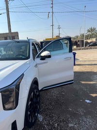 سورنتو موديل ٢٠٢٤ بنراما +كشنين كهرباء رقم بغداد كفاله عامه ماشه ٢٨ دا...