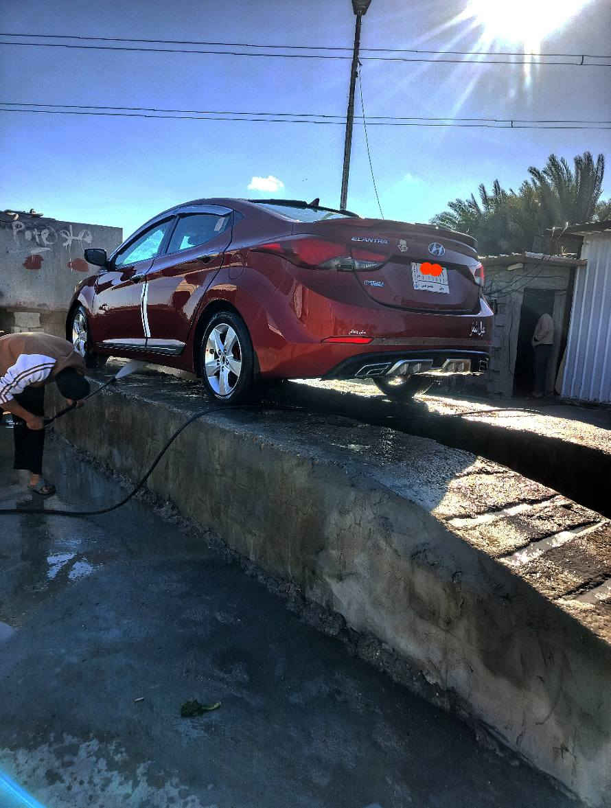 الانترا وارد امريكي
المكينه 2000دوش 
موديل 2014
بيه 5قطع 
الرقم بابل 

الستفسار هاذه اتصل ‏‪***********‬‏
