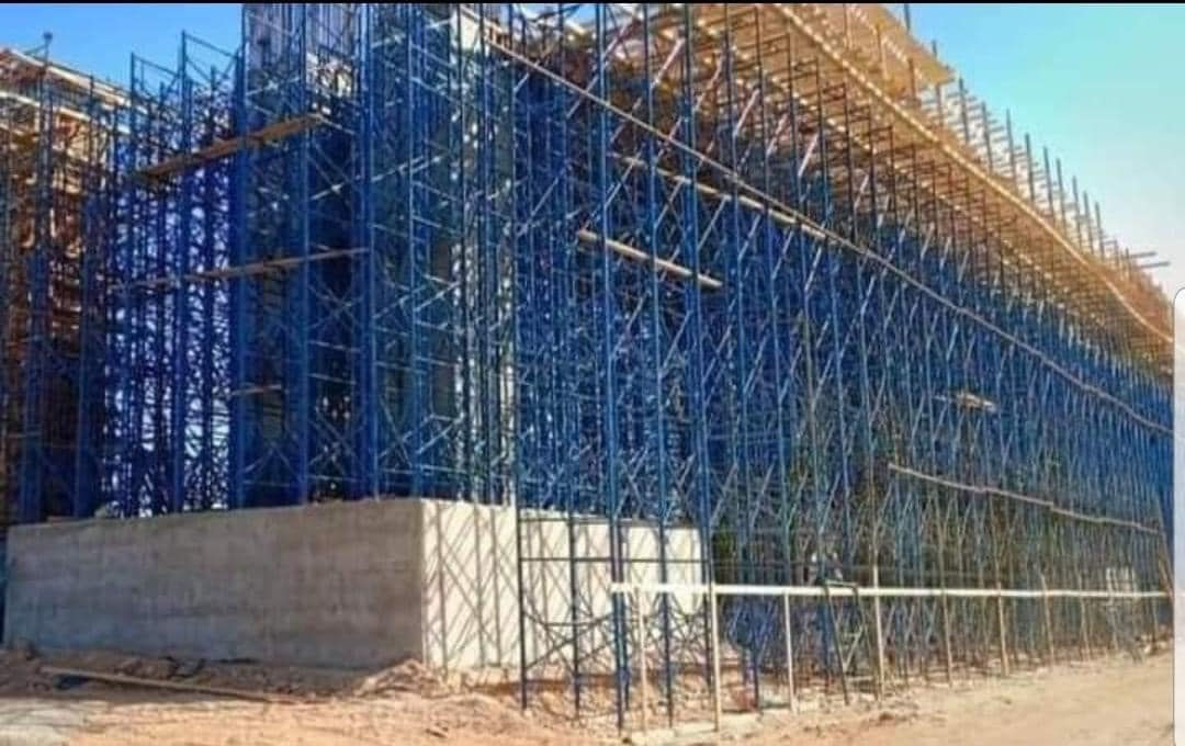 بيع وتاجير كافة انواع السكلات والجكات وقوالب الصب وتاجر سكلات كبلك  سكلات تركية والايرانية العنوان بغداد ساحة الطيران الهاتف *********** ***********
