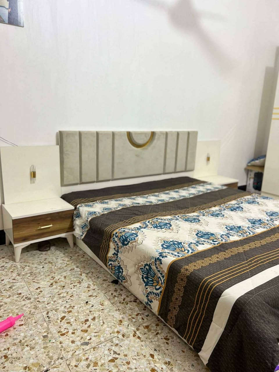 غرفه وبوفيه طابقين للبيع


**إذا كنت صاحب هذا الإعلان وتريد حذفه لأي سبب، رجاءا أرسل رسالة إلى الدعم الفني**