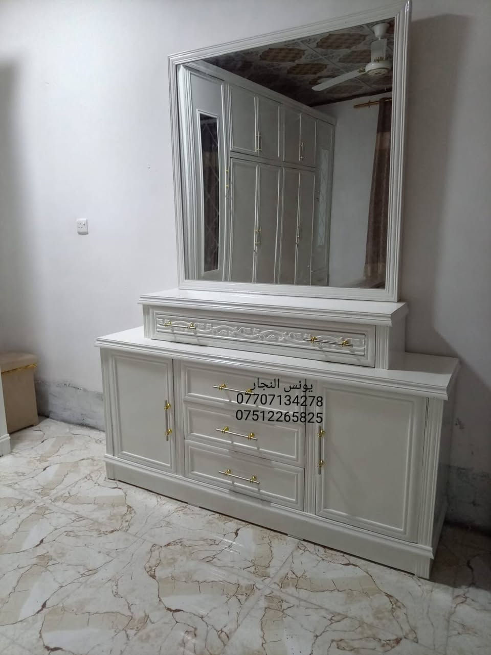 بالتقسيط بالتقسيط بالتقسيط غرف نوم بالتقسيط وبدون مقدمه
جميع انواع غرف النوم الصاج (نقدا) و (بالتقسيط) على 18 شهر بدون مقدمة
يوجد نظام استبدال الغرفة المستعملة بغرفة جديدة و الاتفاق على الفرق
العنوان الموصل الايمن الصناعة القديمة اليابسات بالقرب من جامع ابو زعيان
يوجد فصال حسب الطلب
***********يوجد واتساب
***********يوجد واتساب
المشمولين بالاقساط جميع الموظفين والمتقاعدين وابطال الداخلية والدفاع  والوريث على مصرف الرافدين حاملي بطاقة الماستر كارد
التسديد يكون يدوي او الكتروني على رغبه الزبون
