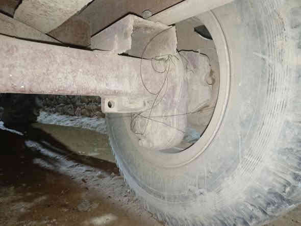 السلام عليكم عبرانه نضيفه للبيع السعر مليون وميتين قفل محتاج فلوس وريد ابيع التصال عل رقم 0783 802 0157
