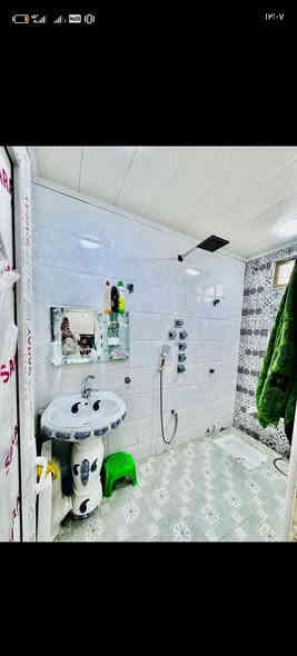 بيت 🏡 للبيع ( مساحته ٢٠٠ متر طابقين ) مكانه نجف مجمع بيتي مقابيل مجمع لكرار   شغل لبيت كله درجه اولئ —-  #لكهرباء   صب كون كوريت طابوك جمهوري  ✅يحتوي لبيت عله سته ٦ غرف نوم 🛌 يحتوي لطابق( لول ثنين ٢ غرف نوم 🛌 وصاله ومطبخ وصحيات وصحيات عدد ٣ وكشوفه وستقبال 🤩يحتوي لطابق لثاني اربعه ٤ غرف نوم 🛌 وصاله وصحيات عدد ٢ ومنور خارجي خريطة كلش حلوه 🤩✅( لسعر 260 وبي مجال لشراي) استفسار نتصال او تساب *********** مبادره هم يرهم
