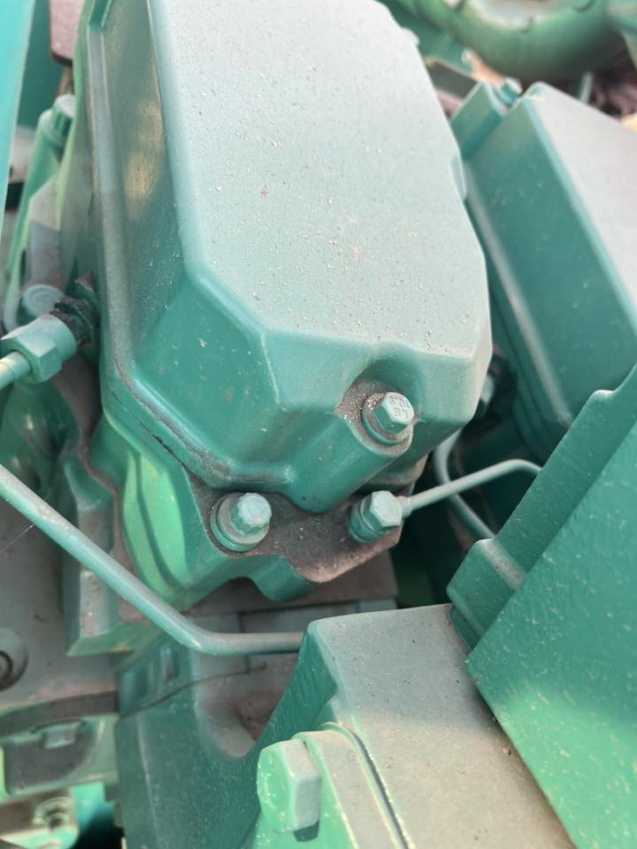 كمنز QST30-G4 
1000kv 
وارد بيرطاني 
ساعات العمل 100 ساعة 
المولد شرط الفحص والحمل 
يوجد كافة انواع واحجام المولدات 
من 10 kv الى 2500 kv 
يوجد نقل كافة المحافظات 
للستفسار التواصل ع الارقام 
***********
***********
وتساب
