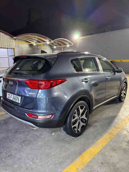 السلام عليكم 
سبورتج موديل 2019 فولل اعلى فئة SX ضرر جاملغ + دعامية
مواصفات
بصمة تشغيل + بصمة ابواب
بانوراما 
كراسي جلد + كراسي كهرباء
داخل ابيض جلد
كراسي تدفئة + تبريد + ستيرن تدفئة
استيرن رياضي + شفتات ستيرن
حساسات امامية + خلفية
هاند بريك كهرباء + اوتو هولد
نظام نزول منحدرات
الباب الخلفي كهرباء
تحديد مسار
رادارات 360درجة
قطعتين تبريد + تبريد بيانو
شاشة كبيرة + كامرة دوارة
نقطة عمياء
نڤكيشن
مري شفط + اشاير بالمري
ويل كروم
اربع وضعيات قيادة 

استفسار 📞 ‭٠٧٧١ ٦٣١ ٣١٤١‬

السعر 160 وبيهة مجال

العنوان📍زيونة تقاطع ملعب الشعب خلف محطة وقود المثنى 

معرض الليث لتجارة السيارات
