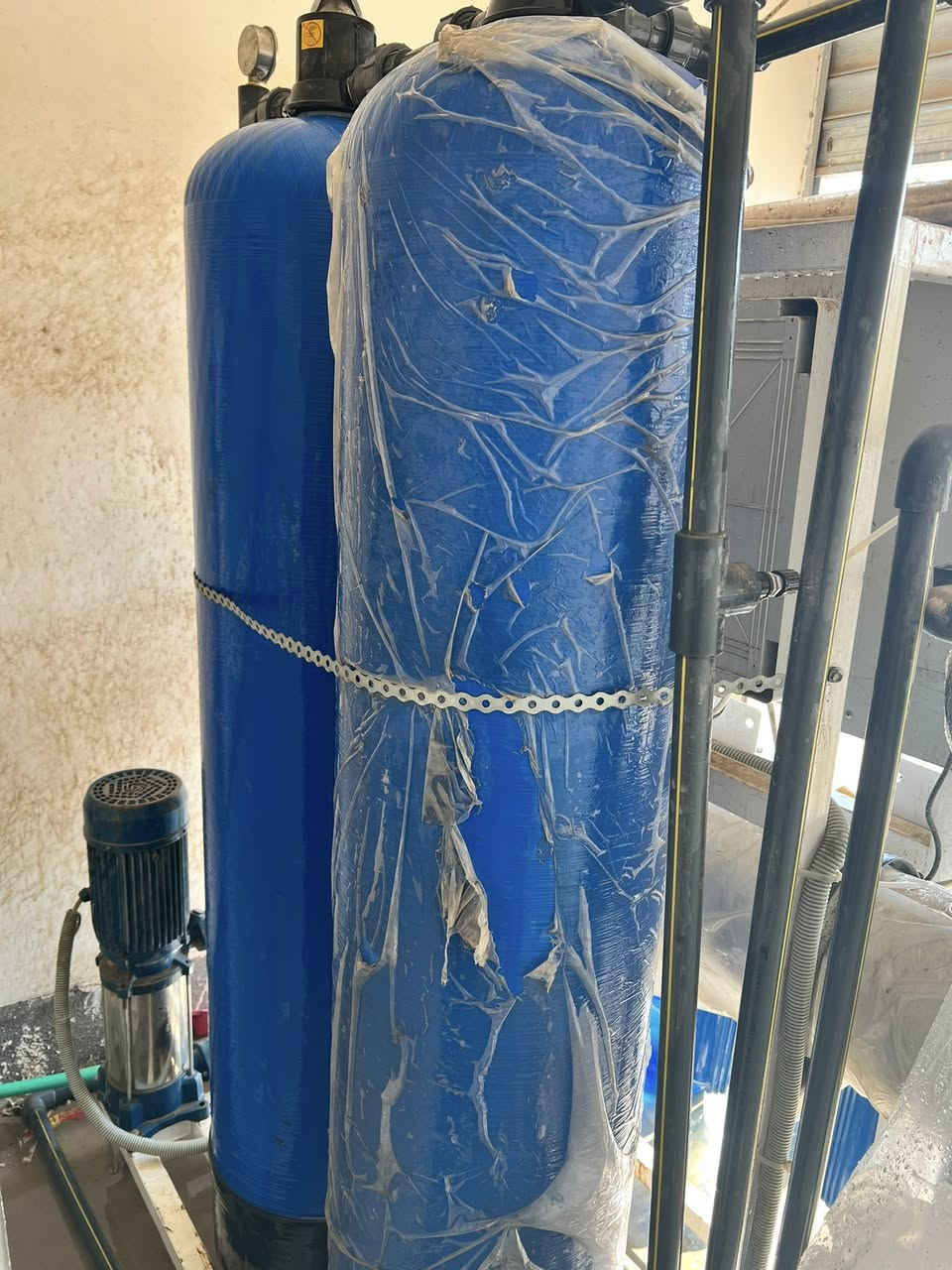 محطة ماء للبيع الموقع ناحية الرشيد
المواصفات
1000 لتر في الساعة
ايطالية
خزانات ماء 5000 لتر + 3000
ماطور غذائي للهوز

للاستفسار اكثر 
***********
