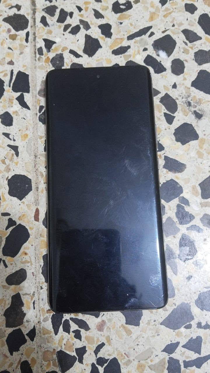 سلام عليكم شباب جهاز للبيع مثل مموضح بصورة شاحنته وياا شحن سريع  ب275وبي مجال مو شراي لتعبني فدوة 
***********
