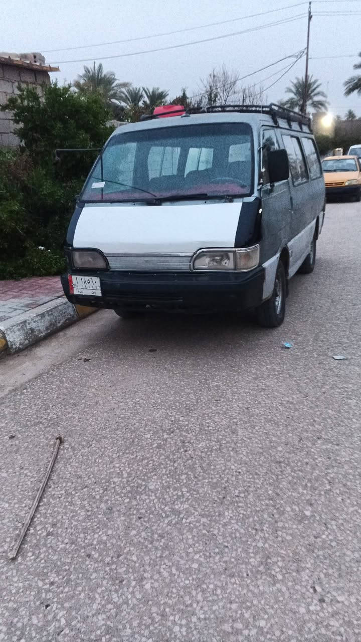 كيا بستا موديل 93سنويه نهايته 27
كير ميكنه اكسن مكفولات حداديه 
***********
السعر 35بيهه مجال... اسوي وكاله
