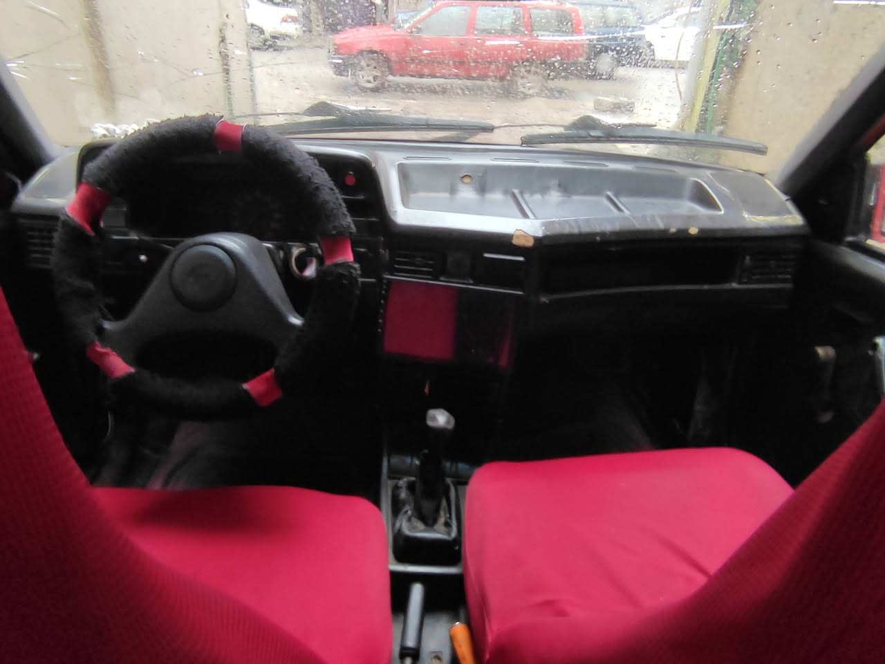 سلام عليكم سياره كاديت جنطه رقم فحص نينوي سنويه بيضه حجم 18ثاني يوم اسويلك وكاله عامه  محرك ذهب غرمات صفر سياره مرسمه كامله سياره كهربايت شغله شاشه كلها شغاله بيع مستعجل سياره 15ورقه ورقه وبها مجال يعني تجي ثانيه يوم اسويلك وكاله من شرعي تريد تحويل وتريد وكاله مستعجل علا بيعه والله ***********
