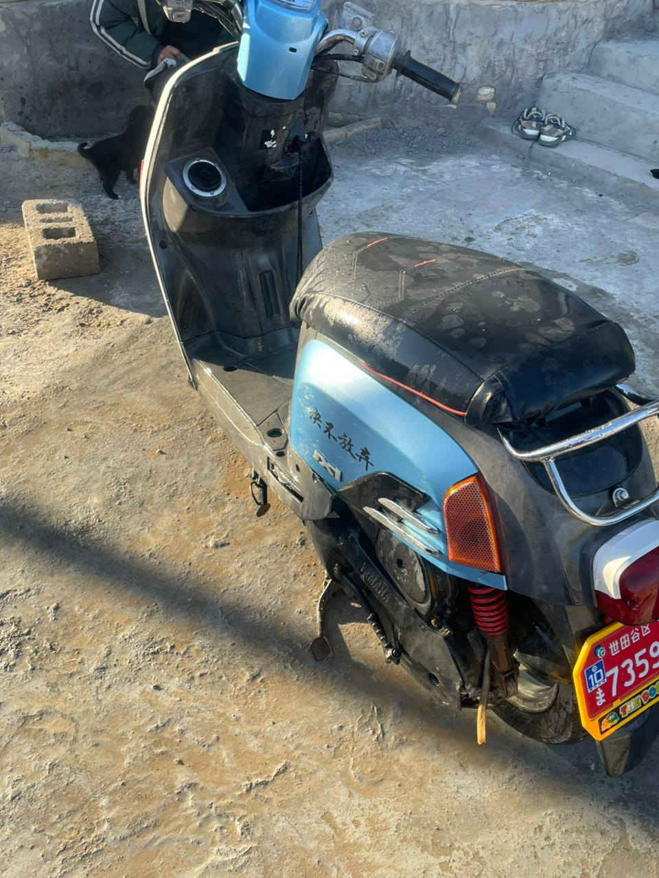 سلام عليكم دراجه ماكس بوليسي للبيع
دراجه مامفتوحه بس كايمه نقصه بوشه وبستم ويطيحن من فلوسه 
سعر (٧٠٠) وبيه مجال
ماني قضاء المدينه طوفه الحسين ***********
