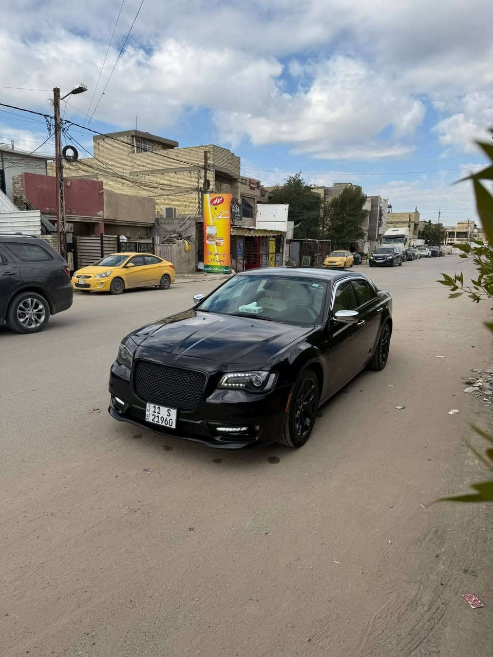 شعندك مراوس بسيارة موديل أقل وسعر أقل نزل بالتعليقات والرزق على الله
كرايسلر أوباما 2021  أصل اصل
رقم بغداد الإنكليزية بأسمي
السيارة مال بيت جديدة جديدة
ماشية 60  الف   m 
بعدهي بريحة الشركة
محرك 3600  شركة
كير شركة
تو ويل اصل
بصمة تشفيل
بصمة أبواب
بصمة صندوق
شفتات ستيرن
حساسات امامي خلفي 
لايت زنون
نظام ترحيب دخول ذكي
نظام كار بلي
شاشة كبيرة
وبعد بيها مواصفات 
حادث بسيط جدا
بدون ايرباك 
ربع بنيد وشبرين بالجاملغ صبغ
بدون ايرباك شرط الفحص والسونار
وين ما يعجبك افحص

مكان السيارة بغداد البياع تقاطع درويش 

السعر 285  وبيها مجال 

ملاحظة 

كتبتلك كل التفاصيل والصور 

تعجبك السيارة تعال ما أقصر وياك
متعجبك اعبر المنشور ودعيلنه بالرزق

***********
***********

واتساب
