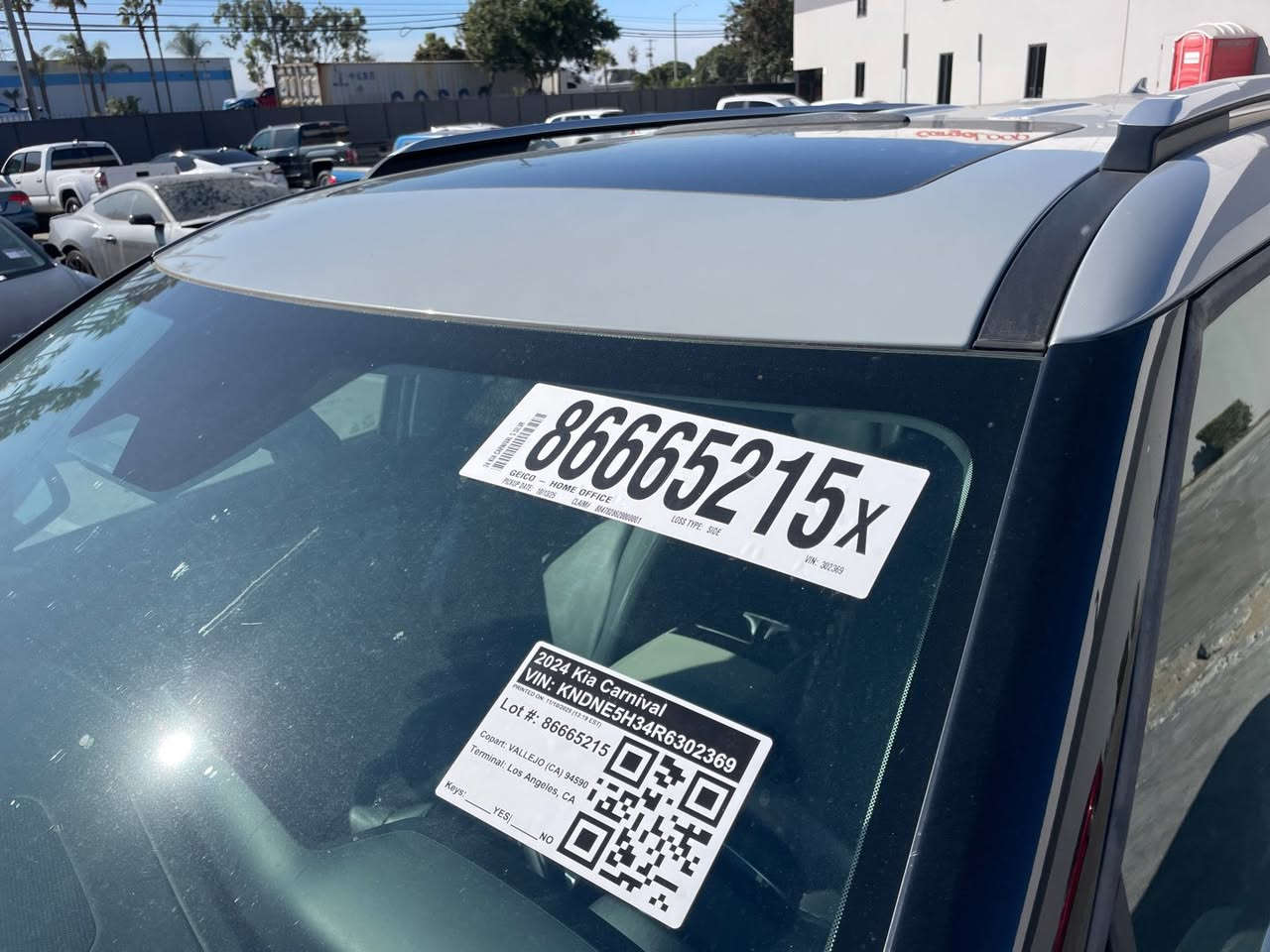 السلام عليكم
كياء كرنفال برسيج  فول ً
موديل 2024 
السعر 245 
واقع حال في عمان الحره 
مدت الوصول 25/1
منا عنده كتاب شهداء تدخل بدون كمرك رقم مجاني   
اتصل عل الرقم ***********
