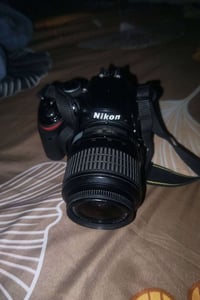 D3200 • كاميرا • توصيل