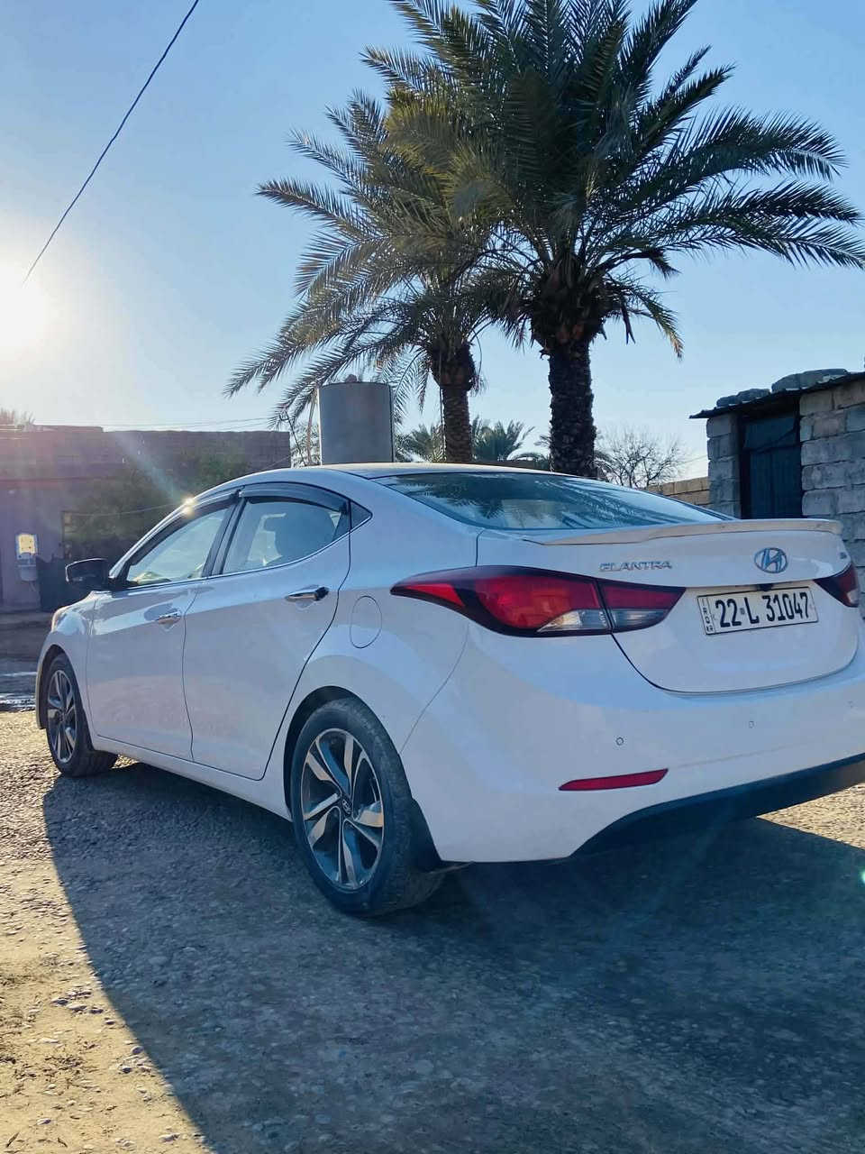 سياره النتره موديل 14فول مواصفات بصمه تشغيل وبصمه ابواب رادارات جانبيه وشاشه  بنو راما رقم اربيل دولي سنويه 2028 بيه قطعتين ونص محرك جديد مال كصه 18 شرط كير شرط سياره حلوه حيل مال بيت  بيه مكانين بخ  بدون دواخل بيع نقد السعر 123 وبيه مجال قليل الاتصال على الرقم التالي *********** العنوان نينوى القيارة
