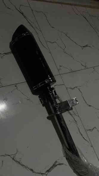 صالنصه سبورت صوت فول شكاكي بيها كاتم وتكدر تشيل الكاتم وهاي مو التجارية ام 25 بالله الأصلية الي امبطنه من جوه ومستخدمه قليل  سعر 35 بيها مجال للتواصل على الرقم ***********
