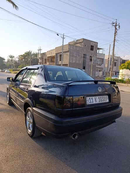 سلام عليكم 
كولف فنتو موديل 1994 نظيفه و جاهزه السياره 
  رقم بغداد الدولي باسمي 
محرك 2000 جديد 
كير اوتوماتيك 
صدر أمامي خلفي جديد 
ويل كب 
سلايت روف 
تبريد منظومه جديده  كلها  تبريد ثلج    
جام كهرباء 
 كهربائيات كله شغاله كامله      
مصبوغه عام  للجماليه 
طخه جاملغ خلفي 
رايدها ب 45 ورقه وبيها مجال قليل 
مكاني بغداد السيديه 
للاتصال *********** 
او *********** بغداد
