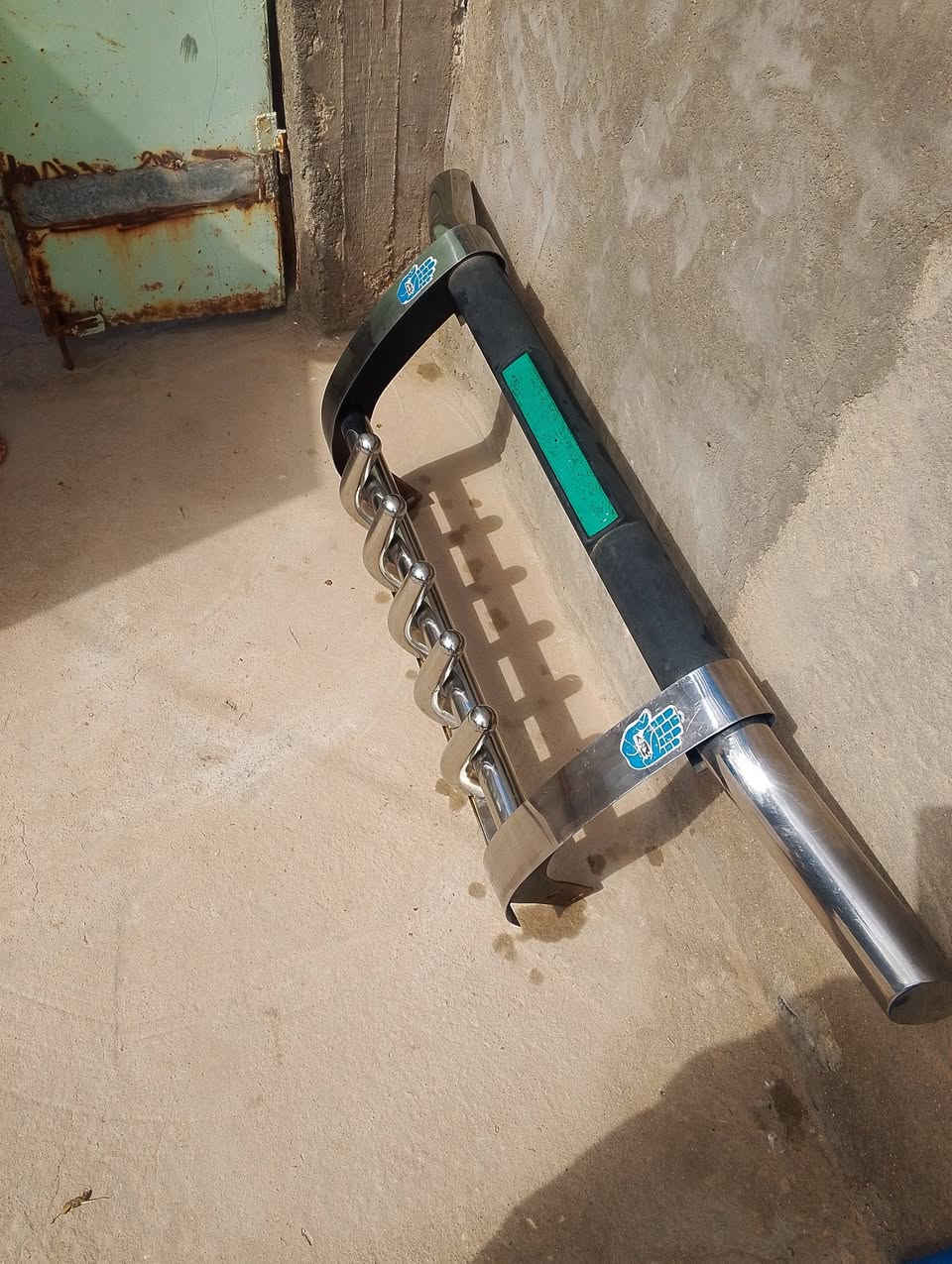 سلام عليكم درع كيه للبيع سعر 70وبيه مجال مكاني قضاء النصر رقم ***********
