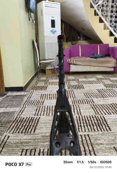 سلام عليكم شاصي ارشه 15للبيع مصبوغ وكامل جيب وشد اصولي 100/100شراي اتصل خاص مغلق'
***********وتساب موجود
