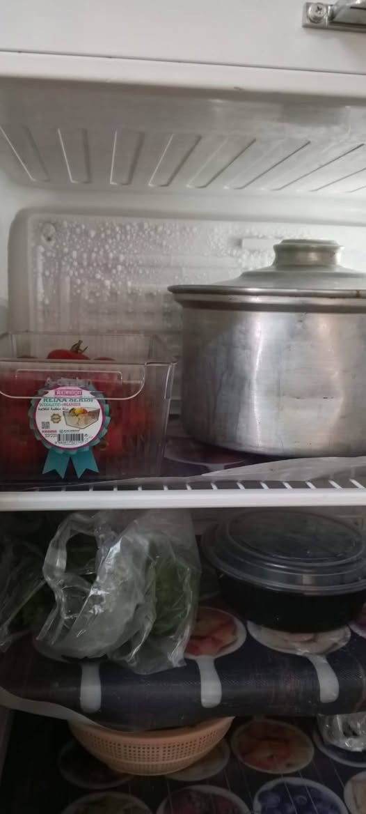 ثلاجة رويال المحمدي لبيع تجميد فوول سعرة ٣٥٠ وبيها مجال مستخدمة شهر شراي يتفضل خاص


**إذا كنت صاحب هذا الإعلان وتريد حذفه لأي سبب، رجاءا أرسل رسالة إلى الدعم الفني**