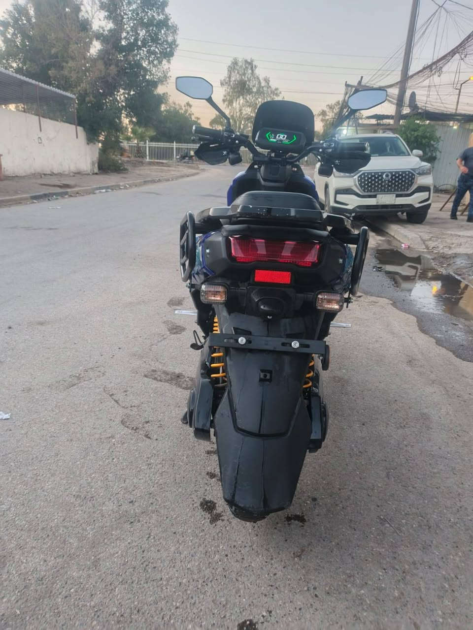 السلام عليكم دراجة اباتشي للبيع دراجة جديدة قبل شهر اخذتهة 
6بطاريات مصطرة 
سرعة 100
قفل ستيرن 
انذار سرقة 
لايت عالي ناصي 
دبل إشارة 
ملف 3000
سعر مليون وميتين وبيهة مجال عنواني بغداد الشعلة 
***********متواجد واتساب
