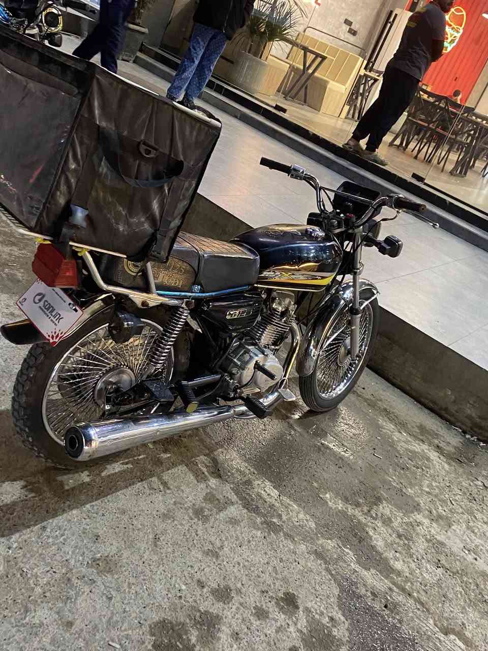 اخوان دراجه تايكر 20 للبيع مرتبه ونضيفه كهربائيات شغالهمحركها خير من الله ب325 وبيها مجال حك الجيه مكاني تكريت رقمي ***********
