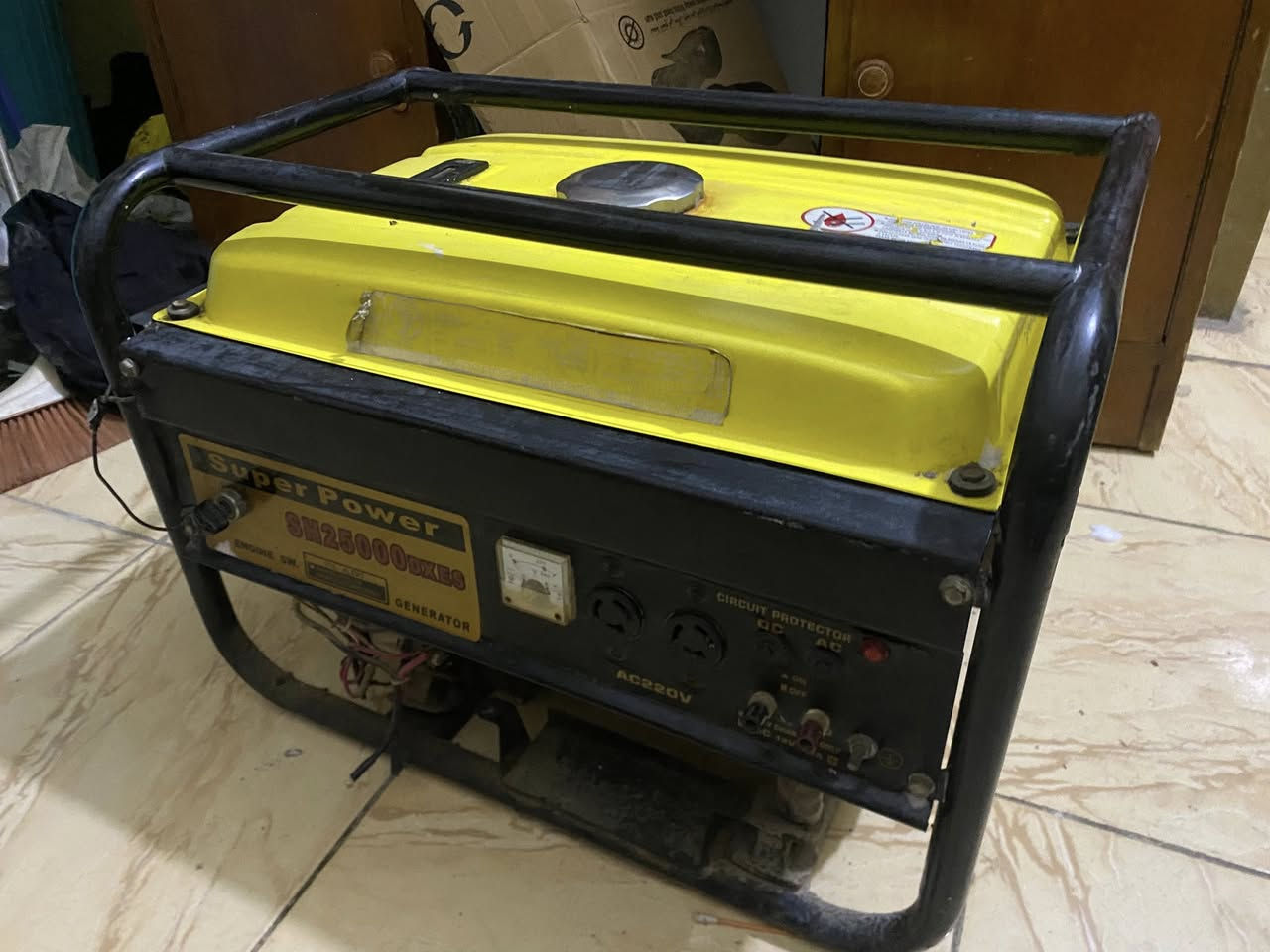 مولد بانزين
10 امبير

استخدام منزلي

نظافة 98‎%‎

شغال سلف بس نقصة بطارية
وشغال هندر

السعر 110 وبي مجال

مكاني بغداد

متوفر توصيل فقط داخل بغداد


**إذا كنت صاحب هذا الإعلان وتريد حذفه لأي سبب، رجاءا أرسل رسالة إلى الدعم الفني**