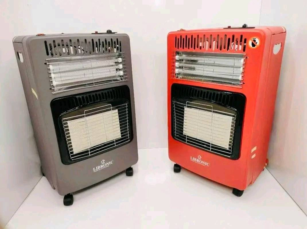 مدفأة غازية و كهربائية  ماركة LIBRONIC 
ضمان لمدة سنة من تاريخ الشراء💯
تعمل على الغاز والكهرباء 
تدفئة سريعة مع أداء عالي 
ثلاث شمعات للتشغيل على الكهرباء 
زران للتحكم بتشغيل او اطفاء شمعات الكهرباء 
ثلاث درجات للتشغيل عن طريق الغاز ( منخفض , معتدل , مرتفع ) 
مكان مخصص لتخزين قنينة الغاز داخل المدفأة 
هيكل خارجي من المعدن 
خمس عجلات لسهولة الحركة 
يتوفر توصيل لجميع المحافظات


**إذا كنت صاحب هذا الإعلان وتريد حذفه لأي سبب، رجاءا أرسل رسالة إلى الدعم الفني**