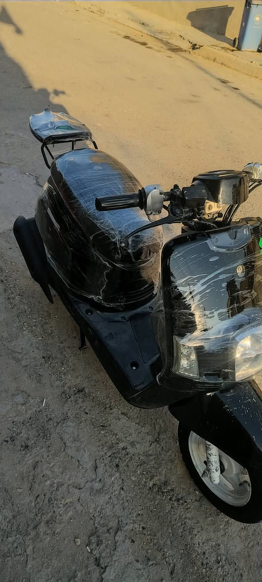 السلام عليكم بوليس للبيع نضافتها كدامكم نقوصاتها بس قمچي مال بريك المكان بغداد زعفرانيه تواصل خاص او رقمي *********** بي واتساب.

