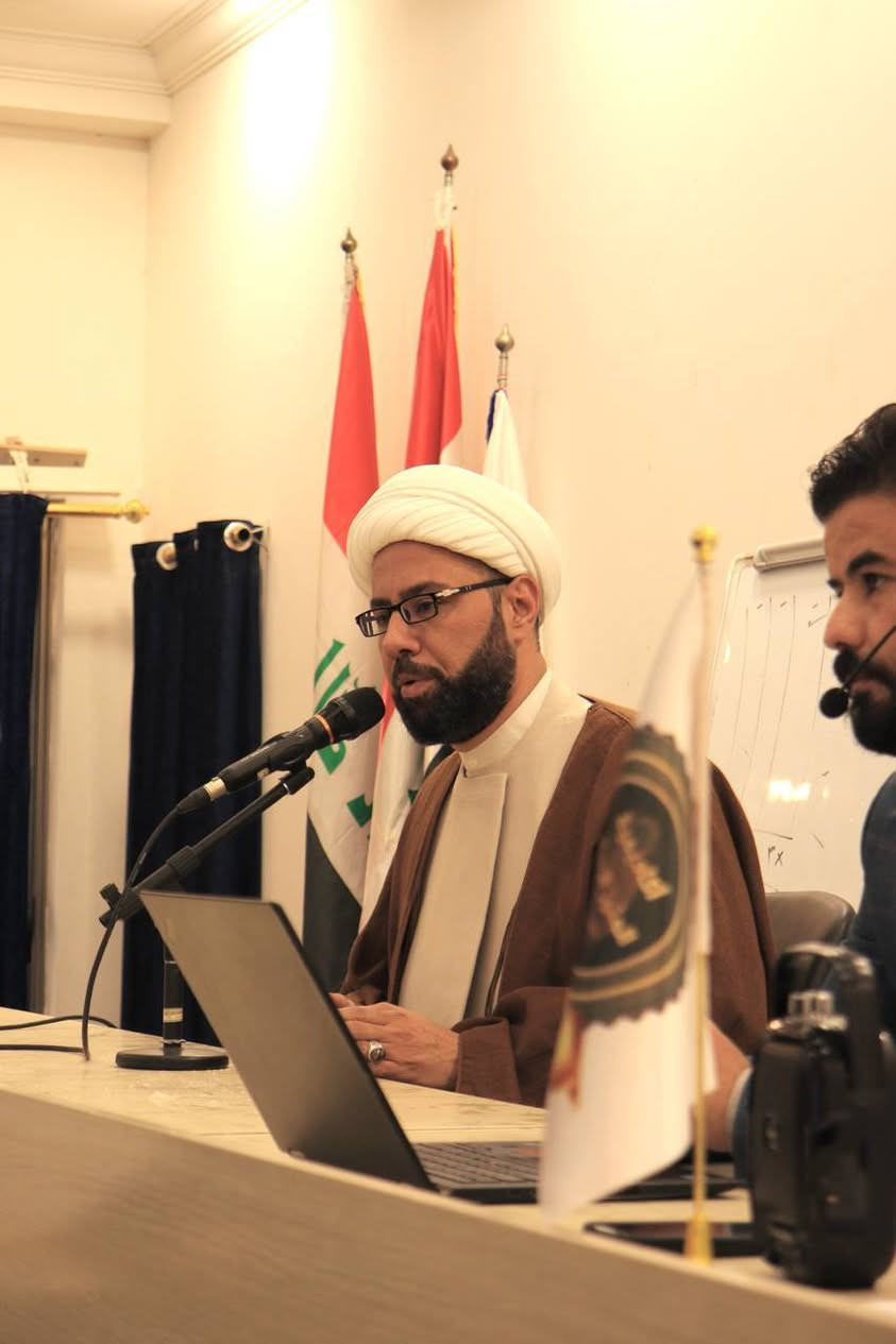 #مؤسسة_المنبر_الرسالي 
وأقسامها ..
...
1/أكاديمية المنبر الرسالي ..
2/دار التبليغ الإسلامي ..
3/أكاديمية إعداد القادة ..
4/قسم الرواديد والشعراء ..
5/ قسم القرٱن الكريم ..
6/ قسم الدراسات الحوزوية 
...
المؤسسة مجازة ومستقلة ..
تعتبر من أكبر المؤسسات التبليغية داخل وخارج العراق ترحب بكل الإخوة والأخوات المبلغين والمبلغات وقراء القرٱن والرواديد والشعراء وأبوابها مفتوحة للجميع . 
 ... 
هدفها ...
الإرتقاء بمستوى الخطاب الديني وسبل تطويره من خلال الدورات والندوات والملتقيات المكثفة الخاصة في فنون الإلقاء والخطابة والقيادة وإدارة المؤسسات والتخطيط الإستراتيجي والإتصال والتواصل الفعال مع الجمهور وغيرها من المواضيع التي تهم المبلغين والمبلغات  ..
....
مقرها النجف الأشرف وفيها فروع بأكثر المحافظات عدد أعضاءها قرابة 1700  مٌبلغ ومٌبلغة  ..
.....
للتواصل والإنتماء للمؤسسة وتفاصيل أكثر .
***********
موجود واتساب .
https://whatsapp.com/channel/0029VbAPU7f4inotSreer10B
للإطلاع على نشاطات المؤسسة الدخول على رابط القناة على التيلكرام .
https://t.me/+VmsbTGA-z8XdYVp7
 ....
#_الأمين_العام 
#الشيخ_كرار_الخمايسي
